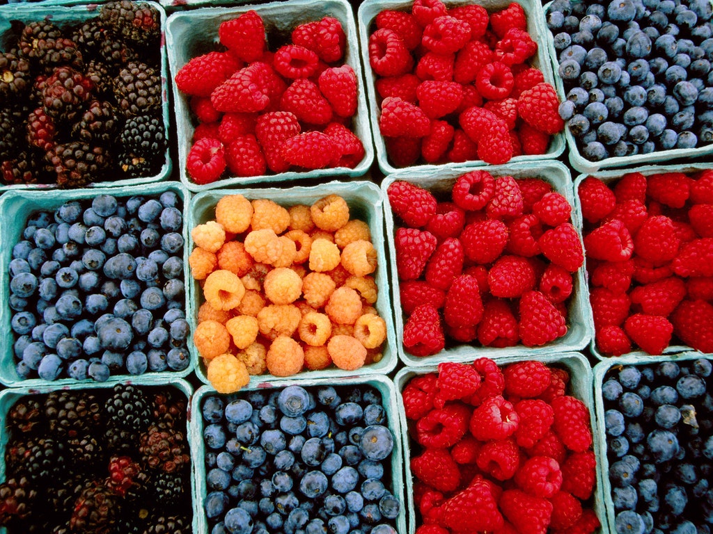 Are Those Squiggly White Things in Your Berries Actually Worms?